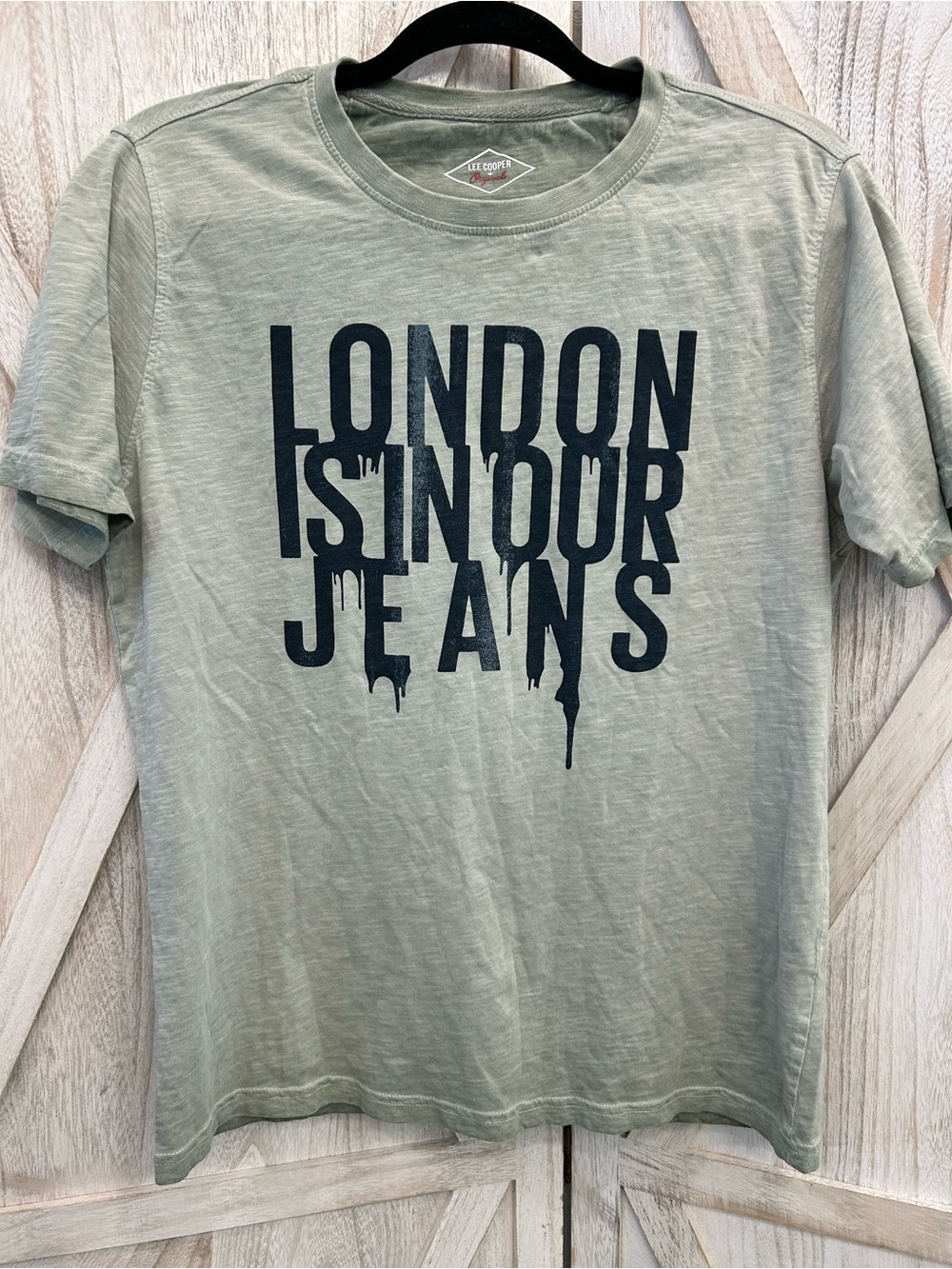 Lee Cooper Originals Men's MediumSage Green 'London Is In Our Jeans' Graphic Tee